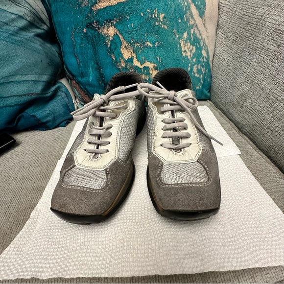 PRADA Trainers ATHLETIC LUXURY ~CHIC COMFORT ~ a Timeless Design & Neutral Color - Picture 5 of 16
